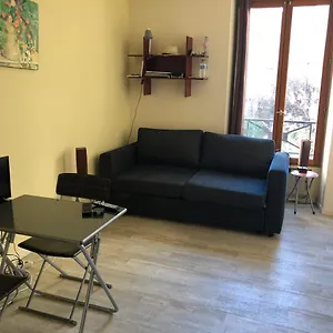 https://23-rue-de-la-chapelle.fr-paris.fr