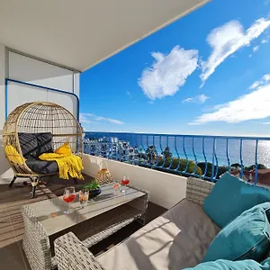https://western-cannes-panoramic-view.fr-provencehotel.com